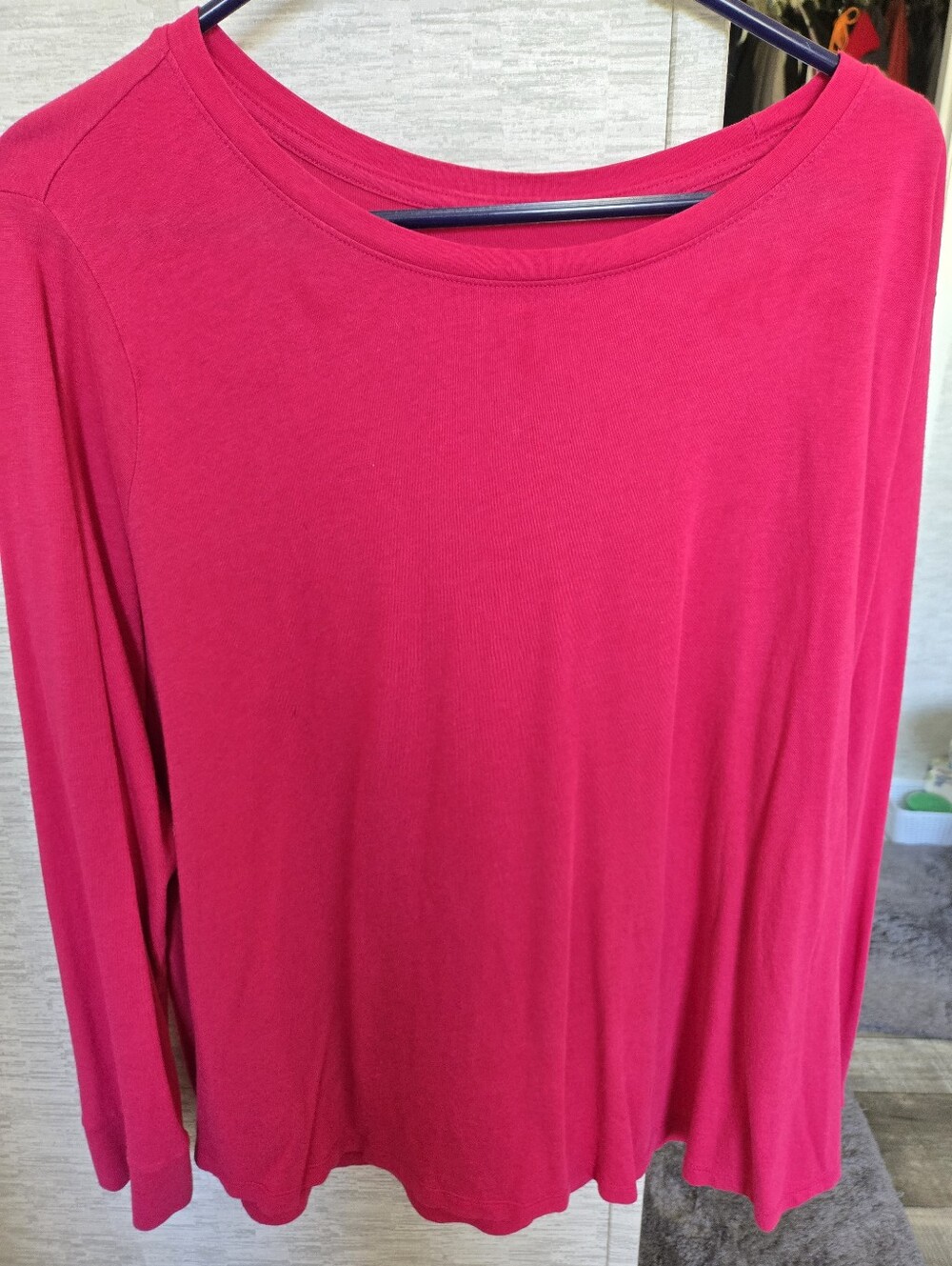 Terra & Sky Scoop Neck Long Sleeve Top - Hot Pink